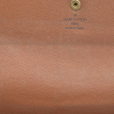 $725 Louis Vuitton Monogram Porte Tresor International Wallet CONSIGNMENT CA0937