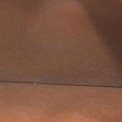 $725 Louis Vuitton Monogram Porte Tresor International Wallet CONSIGNMENT CA0937