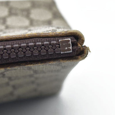 Gucci GG Gucci Plus PVC Leather Pouch Clutch Bag