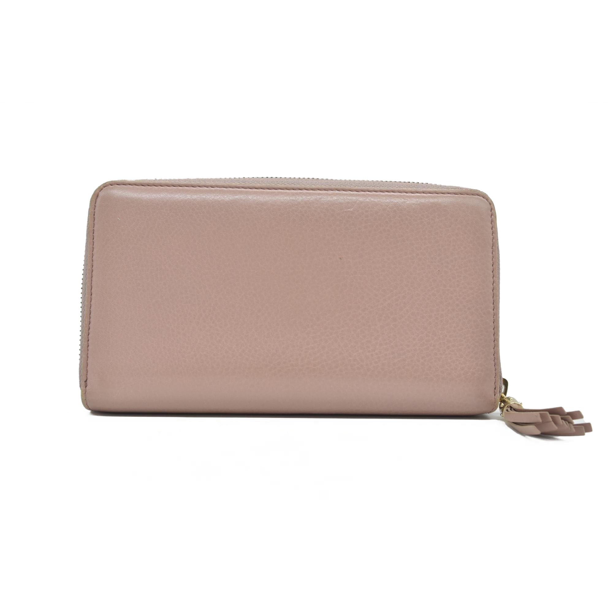 Gucci Pebbled Calfskin Soho Zip Around Wallet Camelia COSNIGNMENT