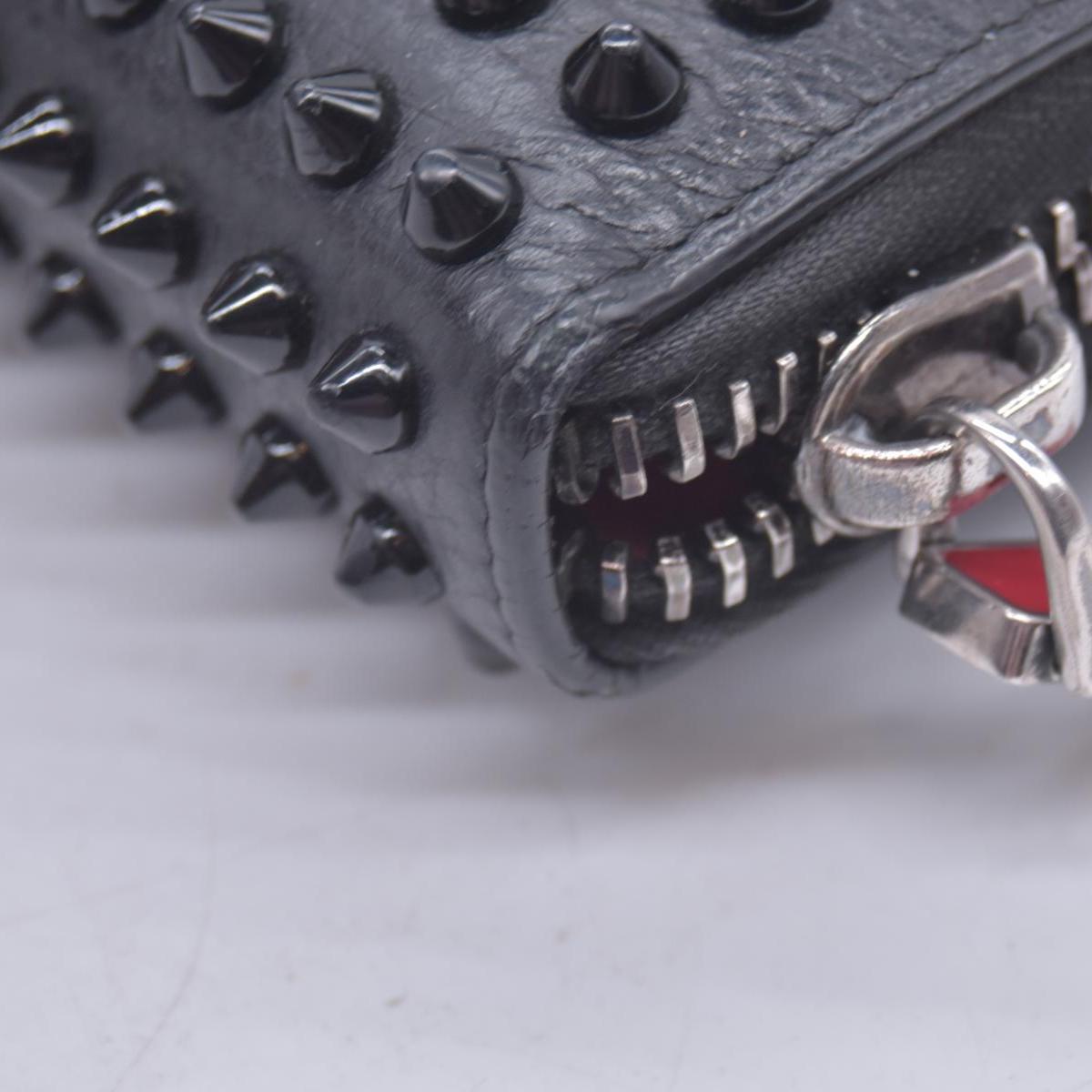 $950 Chrisitian M Panettone Grained Calf leather and Spikes Wallet Black CONSIGNMENT 10021286