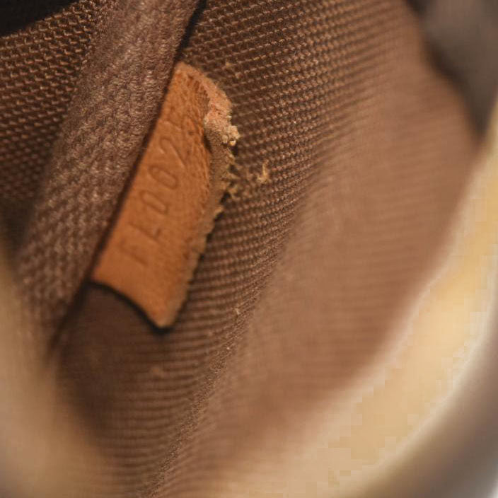 LOUIS VUITTON Monogram Mini Pochette Accessories FL0025