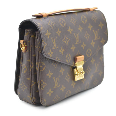 Louis Vuitton  Monogram Pochette Metis PR2136