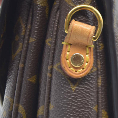 Louis Vuitton  Monogram Pochette Metis PR2136