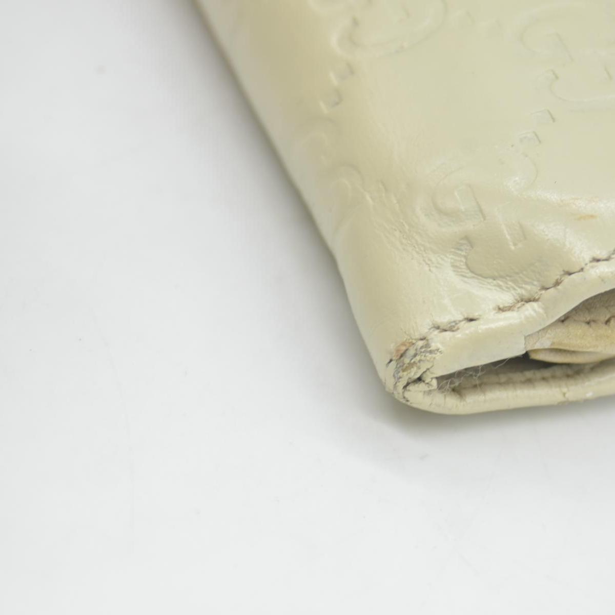 Gucci  GG Signature Leather Continental Wallet in Ivory CONSIGNMENT
