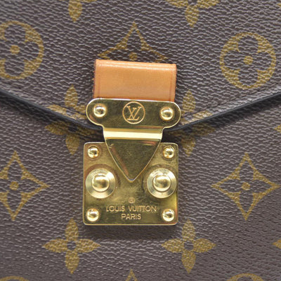 Louis Vuitton  Monogram Pochette Metis PR2136