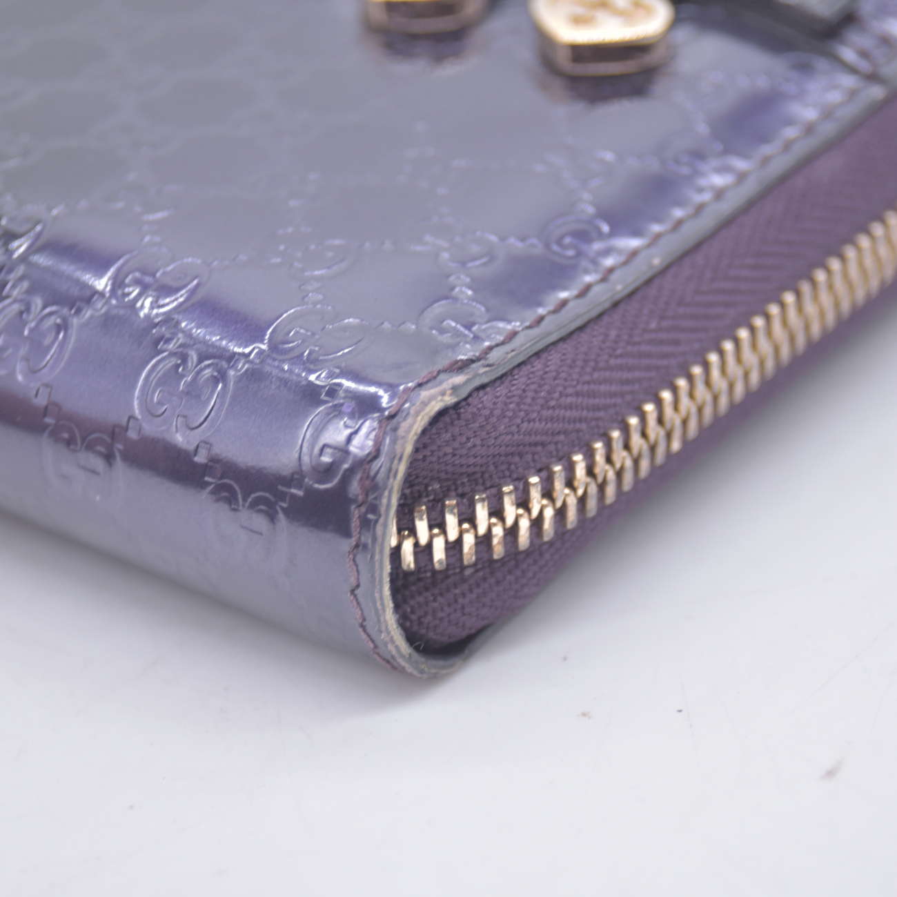 $595 Gucci Guccissima Metallic Micro GG Zip Around Wallet Purple CONSIGNMENT