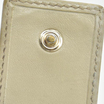 Gucci  GG Signature Leather Continental Wallet in Ivory CONSIGNMENT