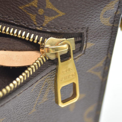 Louis Vuitton  Monogram Pochette Metis PR2136