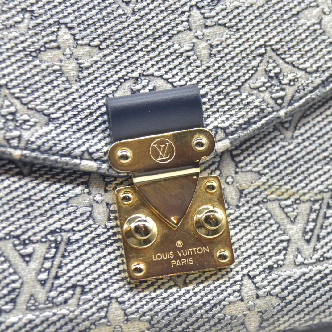 Louis Vuitton  Monoglam Pochette Metis East West Blue