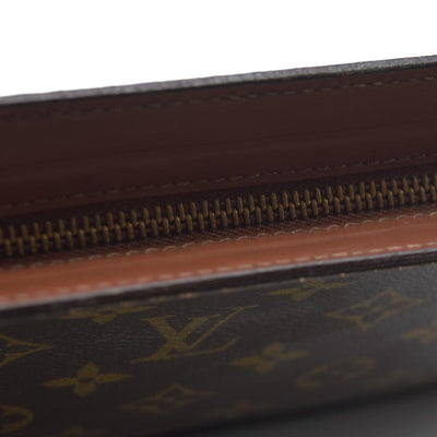 $1050 Louis Vuitton  Monogram Pochette Homme