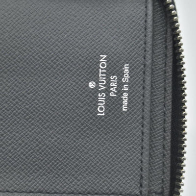LOUIS VUITTON Zippy Wallet Vertical Purse black Taiga CONSIGNMENT