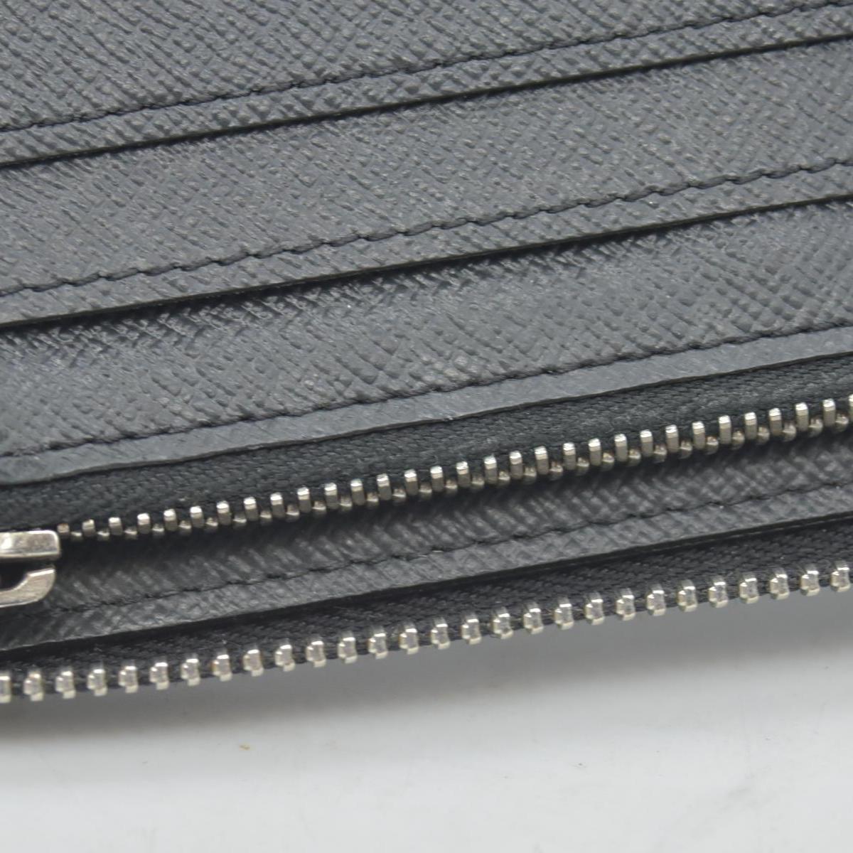 LOUIS VUITTON Zippy Wallet Vertical Purse black Taiga CONSIGNMENT