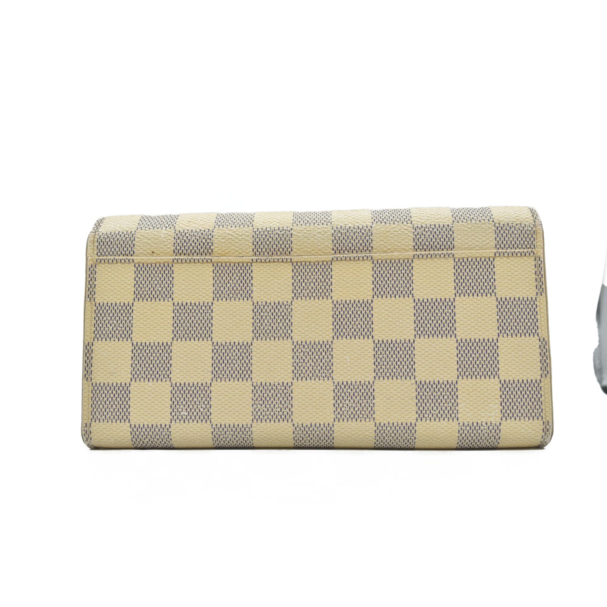 $775 Louis Vuitton Damier Azur Sarah Wallet NM CONSIGNMENT
