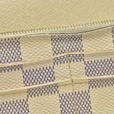 $775 Louis Vuitton Damier Azur Sarah Wallet NM CONSIGNMENT