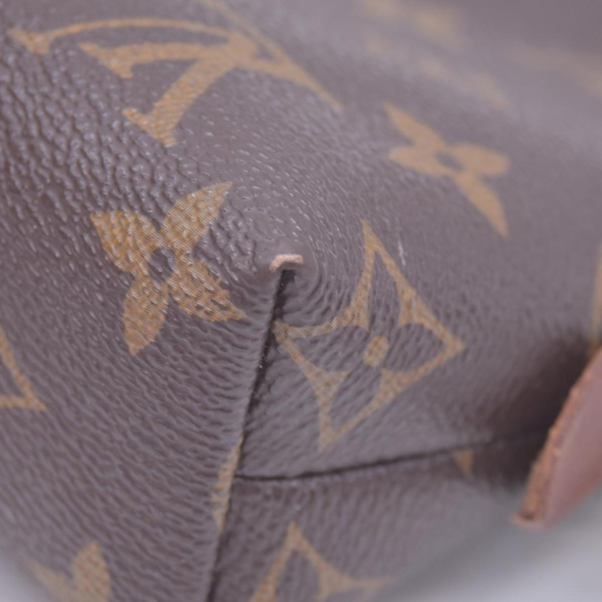 $1040 Louis Vuitton Monogram Cosmetic Pouch GM CONSIGNMENT 10021287