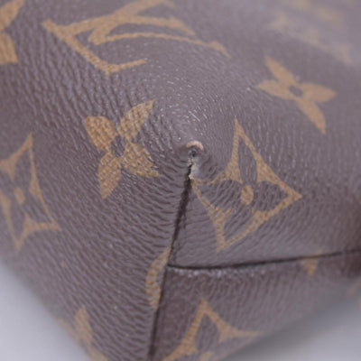 $1040 Louis Vuitton Monogram Cosmetic Pouch GM CONSIGNMENT 10021287