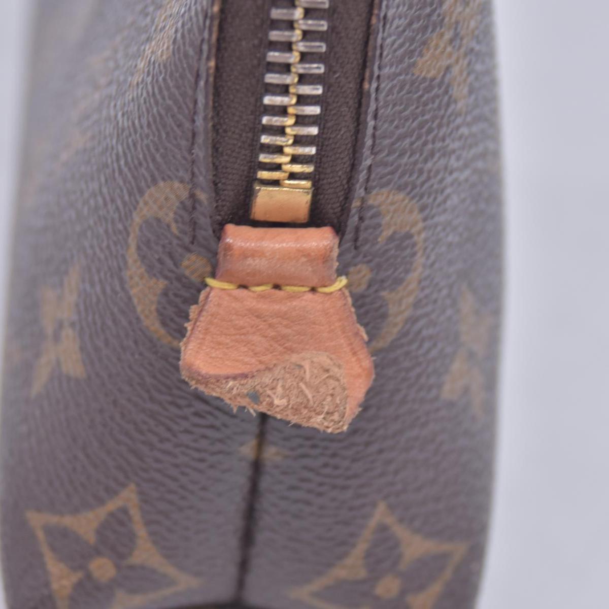 $1040 Louis Vuitton Monogram Cosmetic Pouch GM CONSIGNMENT 10021287