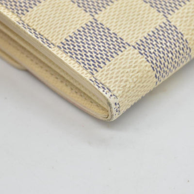 $670 Louis Vuitton Damier Azur Sarah Wallet CONSIGNMENT
