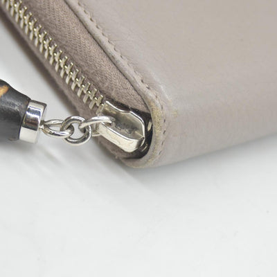$660 Gucci Bamboo Tassel Continental Bamboo Accent Continental Wallet CONSIGNMENT