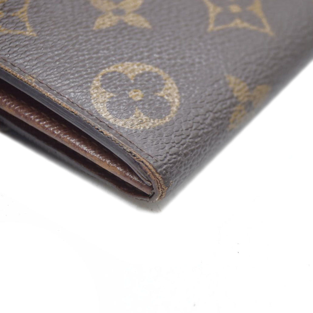 AUCTION $725 Louis Vuitton Monogram Sarah Wallet MI0096