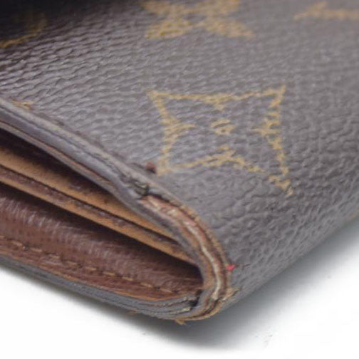 AUCTION $725 Louis Vuitton Monogram Sarah Wallet MI0096