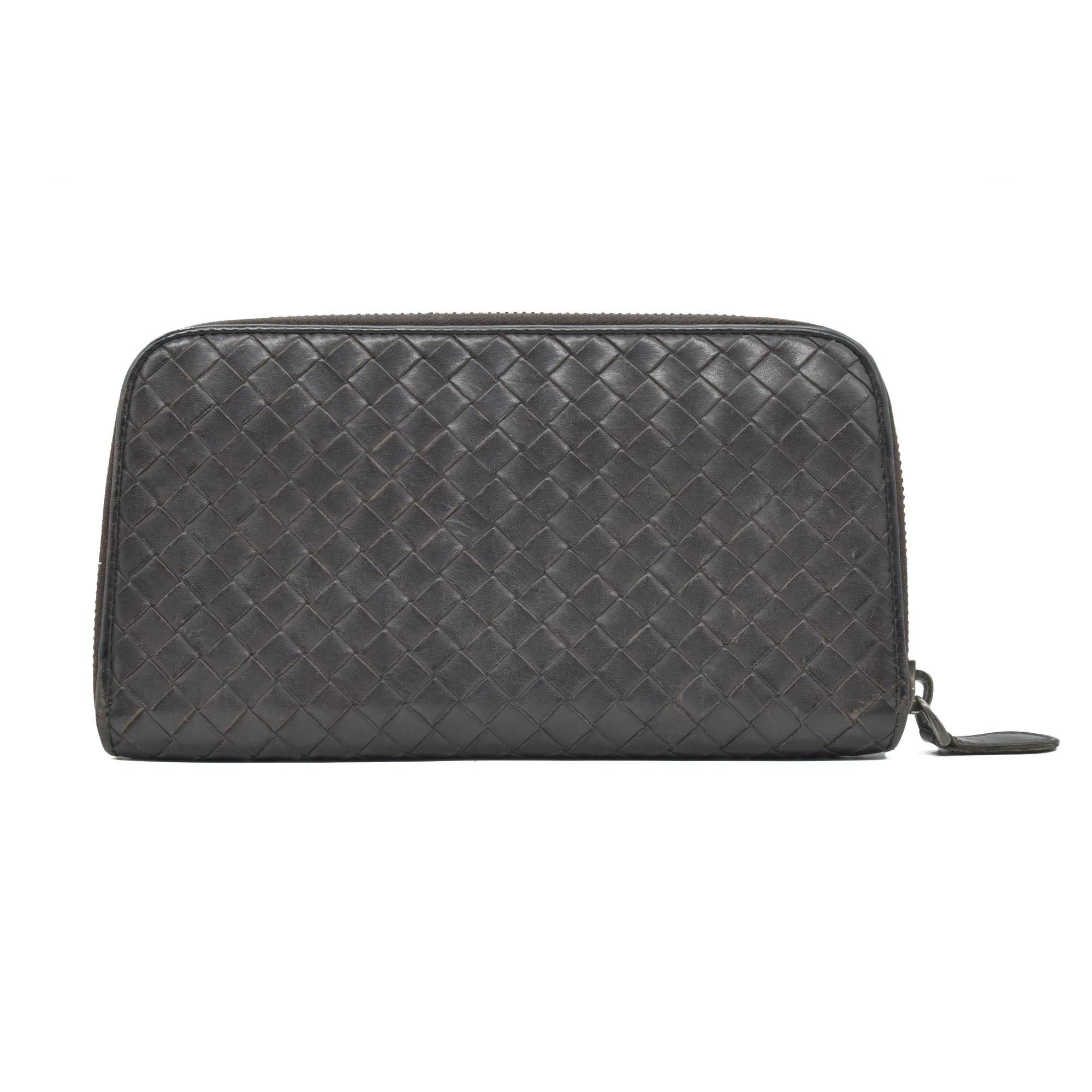 $1100 Bottega Veneta Nappa Intrecciato Zip Around Wallet CONSIGNMENT