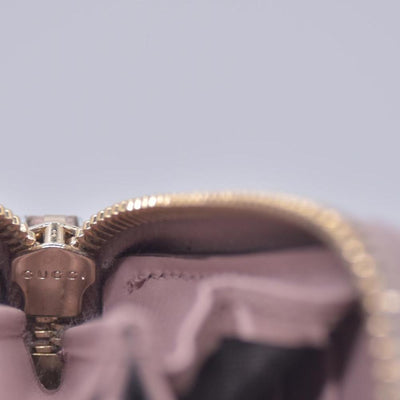 $730 Gucci Guccissima Bow Zip Around Wallet CONSIGNMENT 10021229