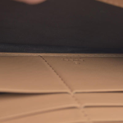 $820 Gucci Guccissima Signature Microguccissima Bree Zip Around Wallet Beige CONSIGNMENT