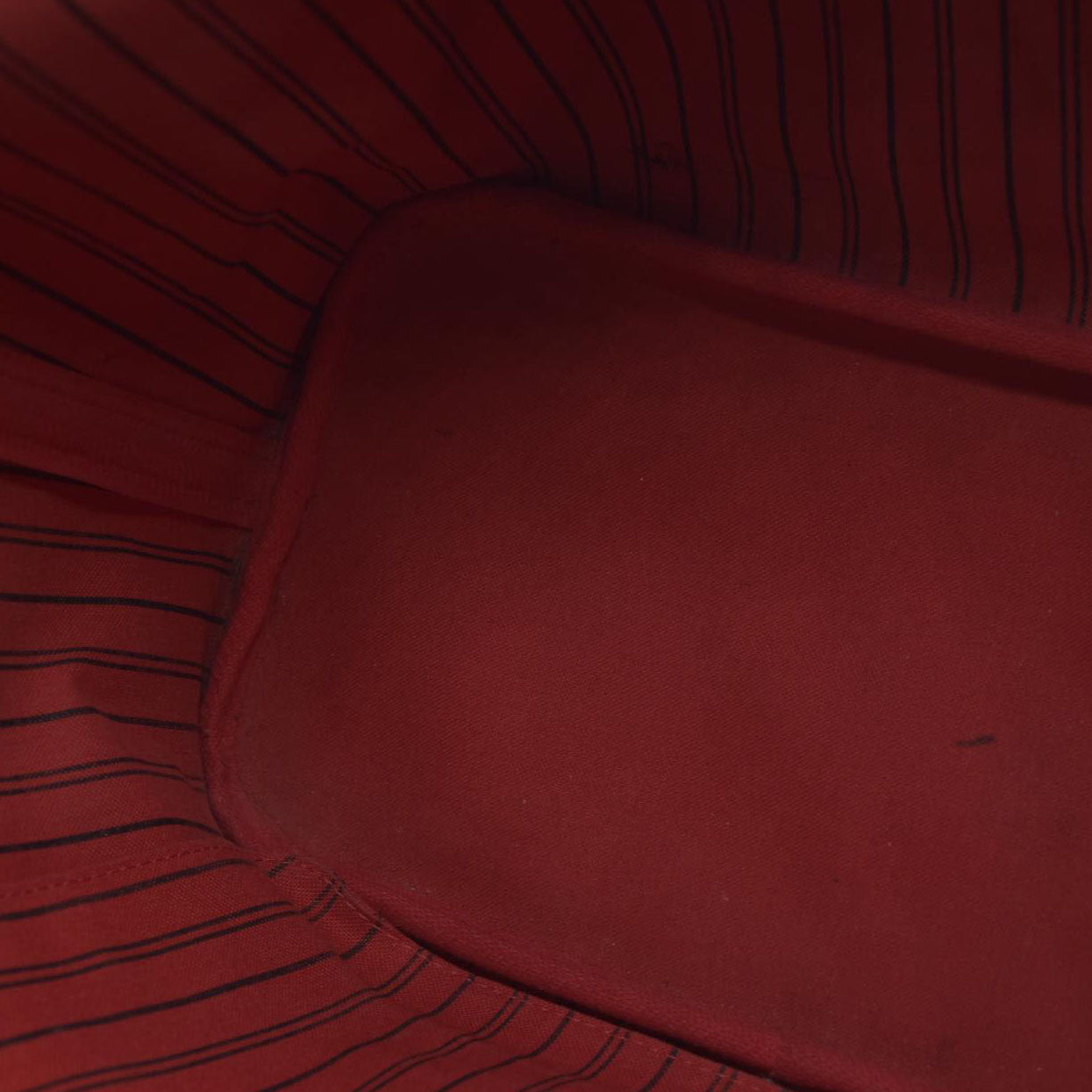 $2170 Louis Vuitton Damier Ebene Neverfull