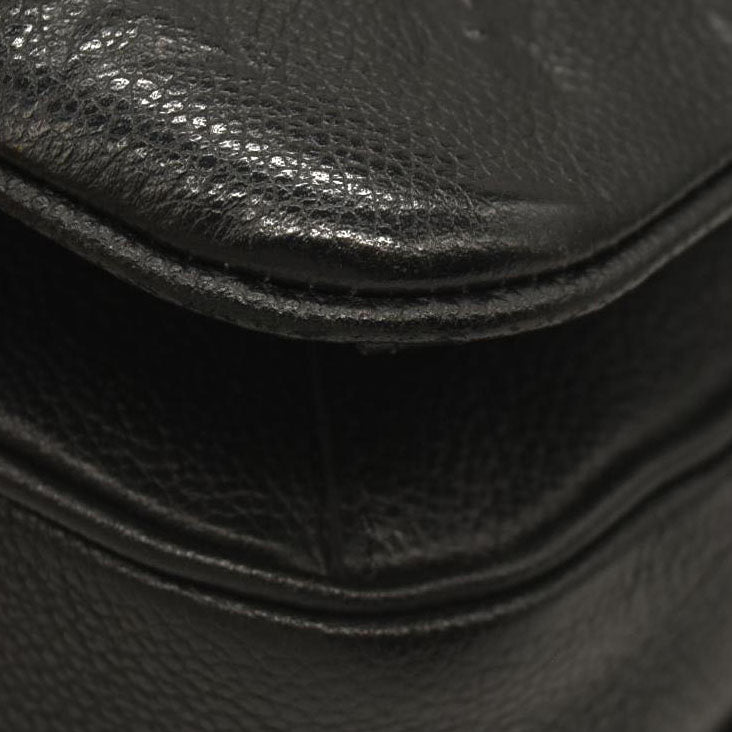 LOUIS VUITTON  Empreinte Pochette Metis Black DU3157