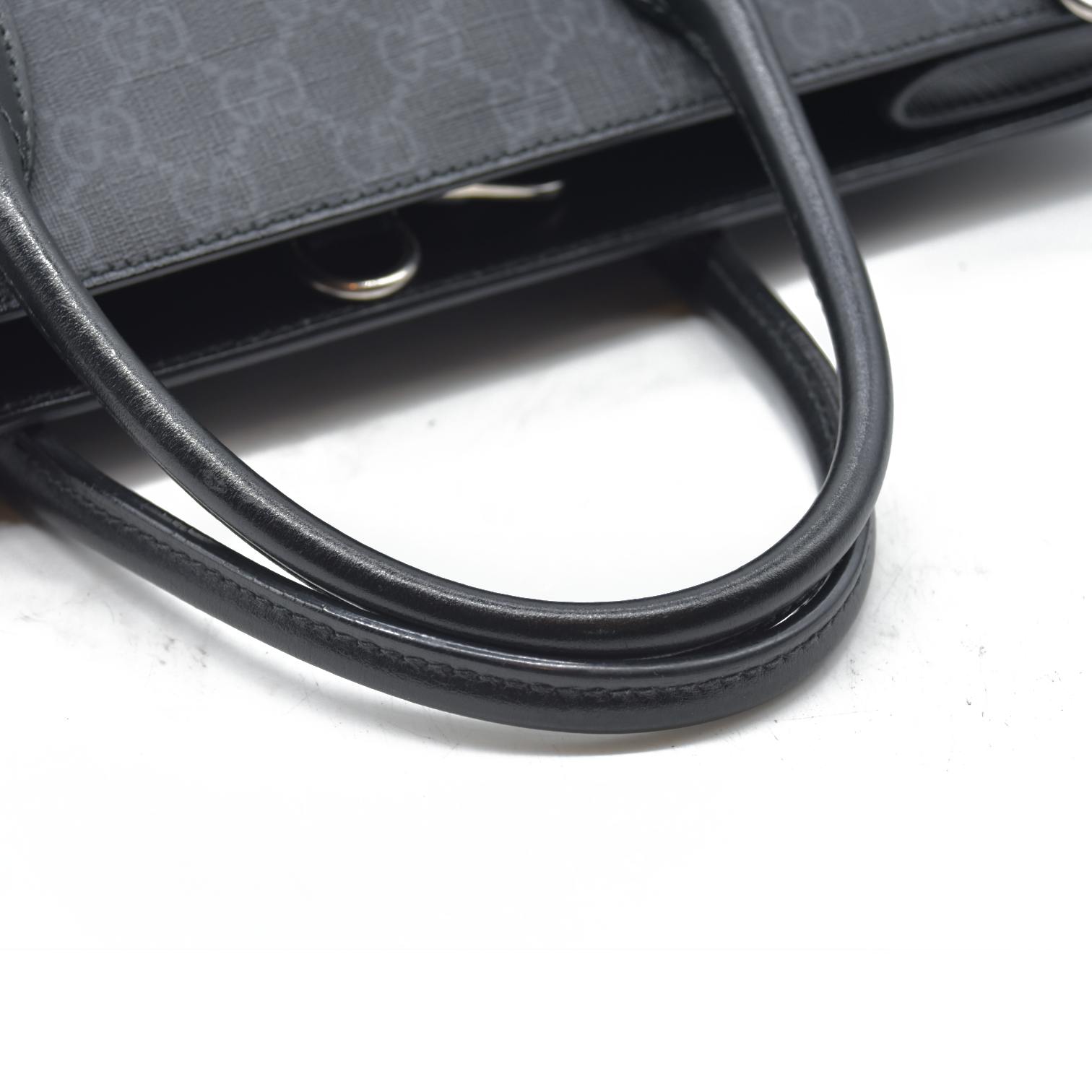 $2150 GUCCI GG Supreme Monogram Textured Dollar Calfskin Medium Retro Interlocking G Tote Bag in Black