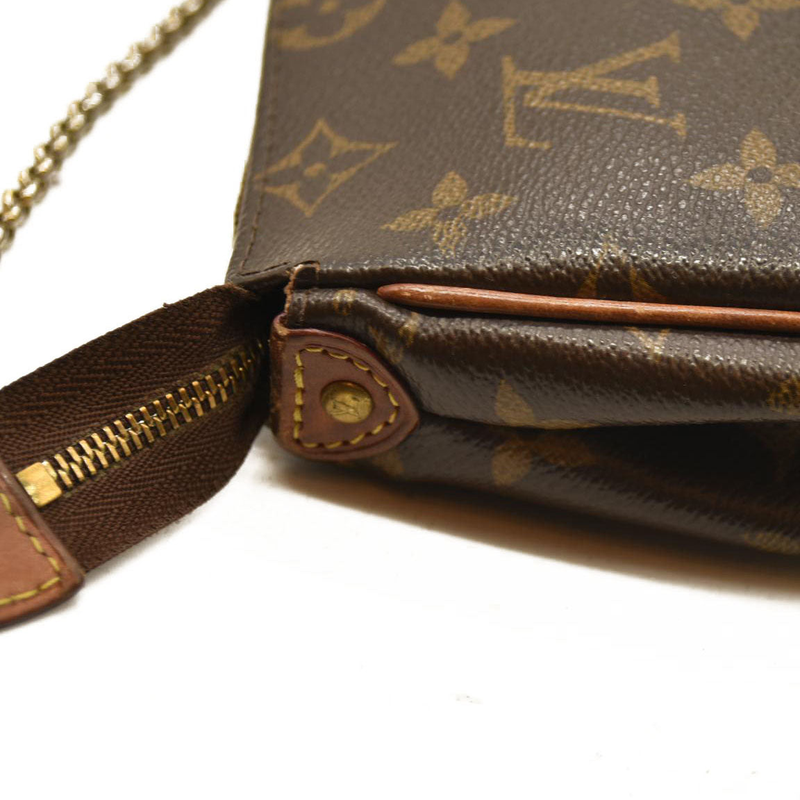 Louis Vuitton  Monogram Eva Clutch SN4112