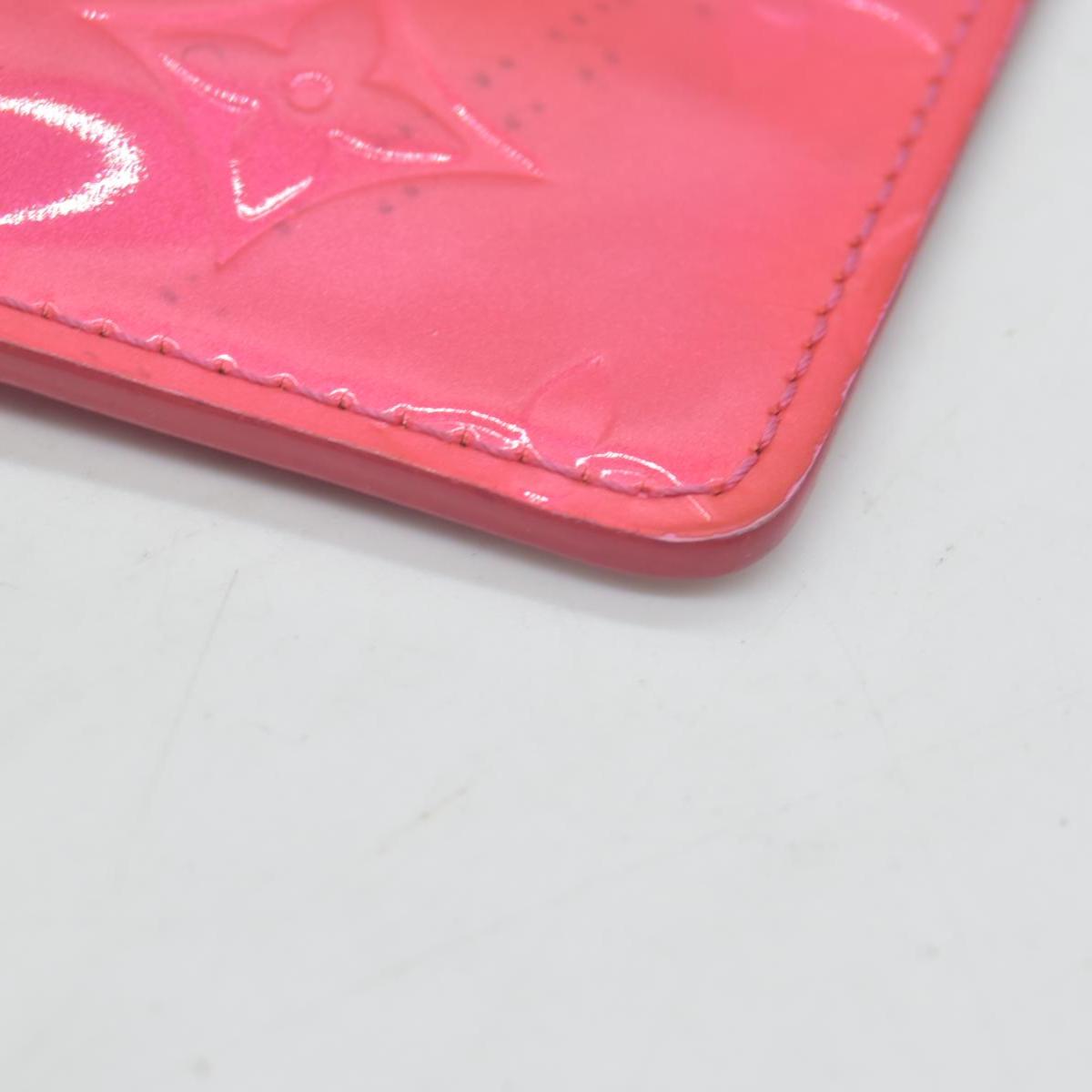 $490 Louis Vuitton Vernis Key Pouch Framboise CONSIGNMENT