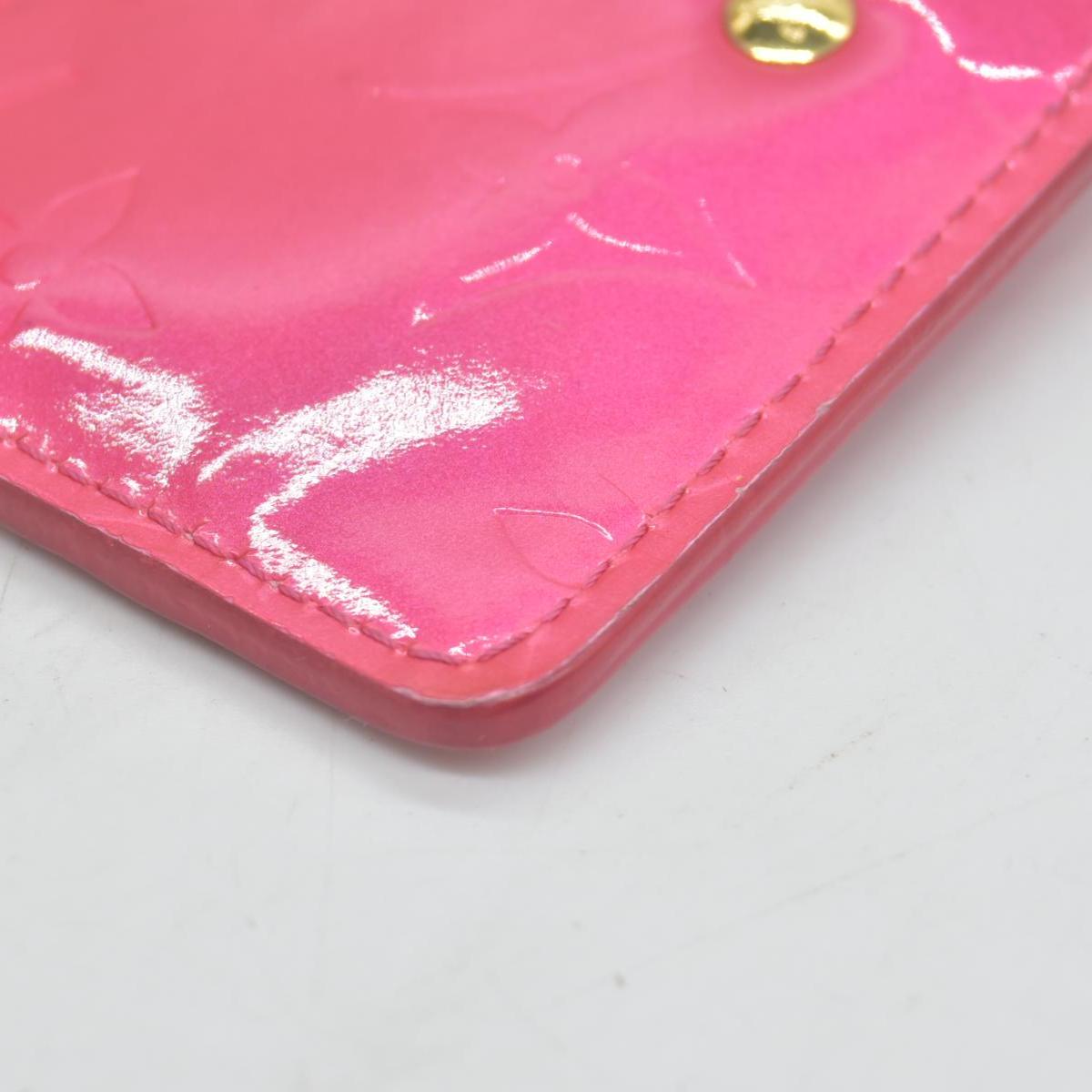 $490 Louis Vuitton Vernis Key Pouch Framboise CONSIGNMENT
