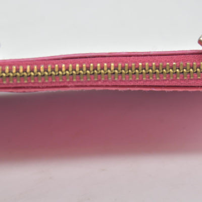$490 Louis Vuitton Vernis Key Pouch Framboise CONSIGNMENT