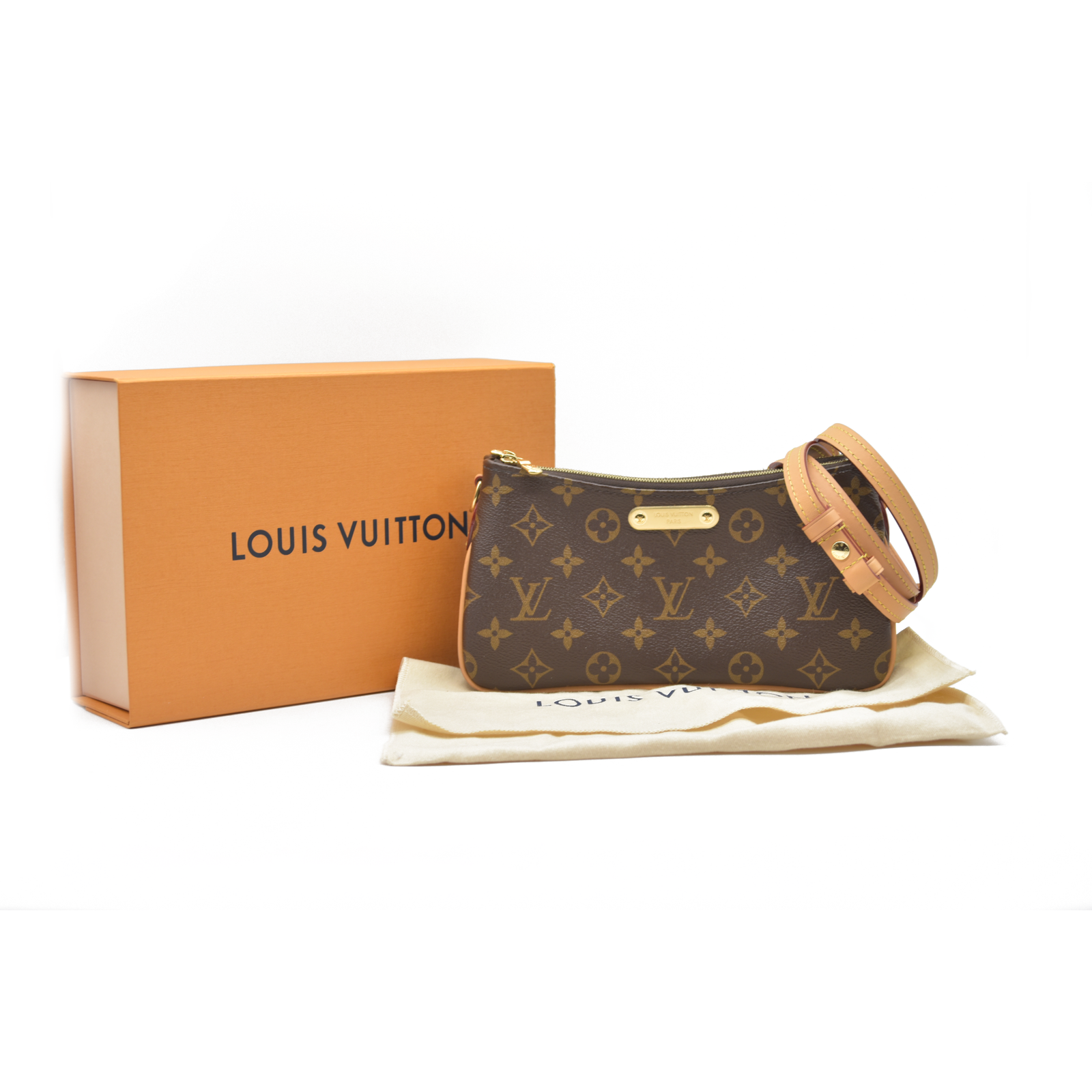 $1890 Louis Vuitton Monogram Liv Pochette RFID