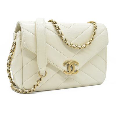 2016 $3400 Chanel Ivory Chevron Quilted Leather Paris-Seoul Coco Envelope Small Crossbody Bag