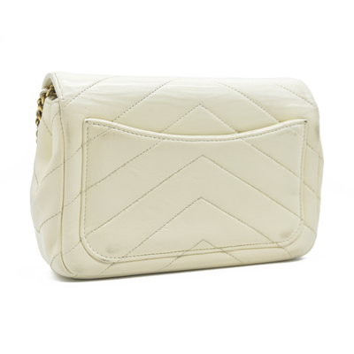 2016 $3400 Chanel Ivory Chevron Quilted Leather Paris-Seoul Coco Envelope Small Crossbody Bag