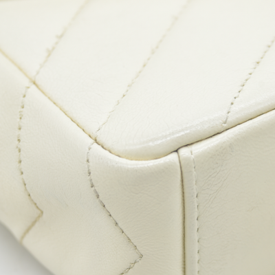 2016 $3400 Chanel Ivory Chevron Quilted Leather Paris-Seoul Coco Envelope Small Crossbody Bag