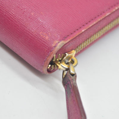 $850 Fendi Amarena Vitello Elite Leather Zippy Wallet CONSIGNMENT