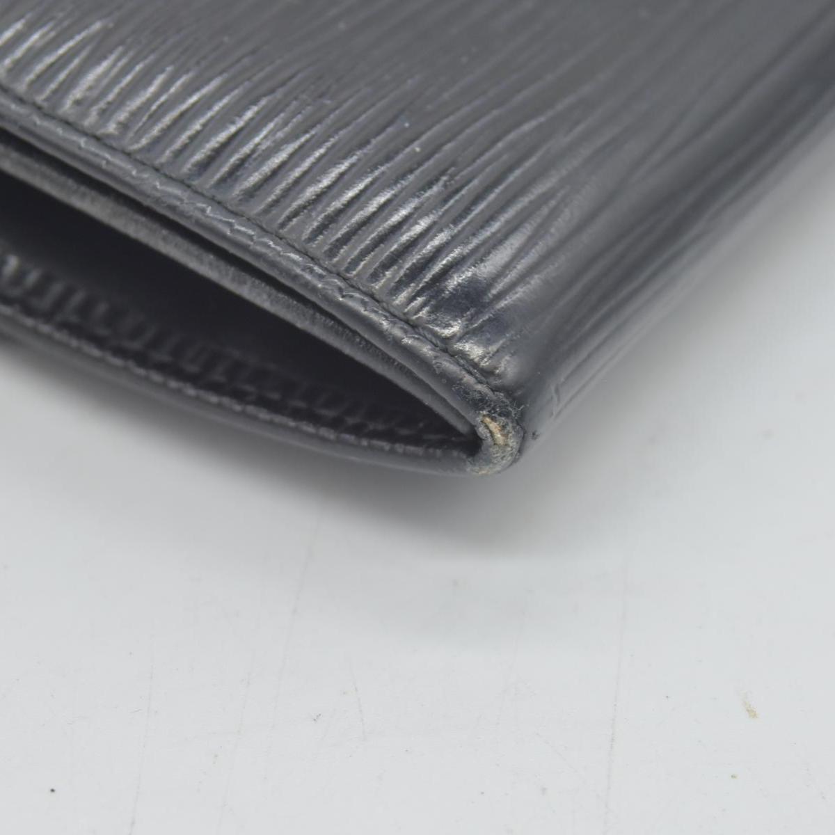$805 Louis Vuitton Epi Sarah Wallet Black CONSIGNMENT