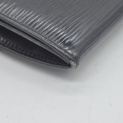 $805 Louis Vuitton Epi Sarah Wallet Black CONSIGNMENT