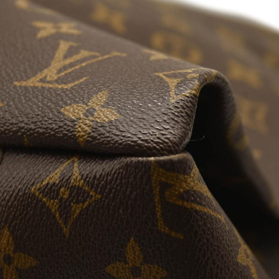 LOUIS VUITTON Monogram Artsy MM