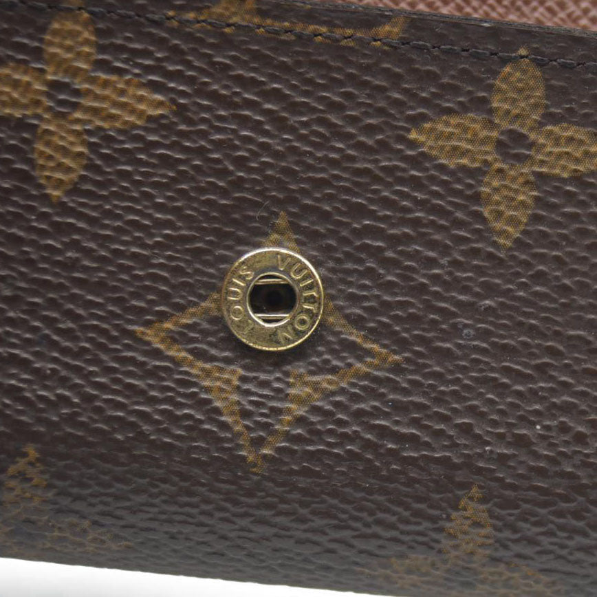 AUCTION $345 Louis Vuitton Monogram Multiles 6 Ring Key Holder