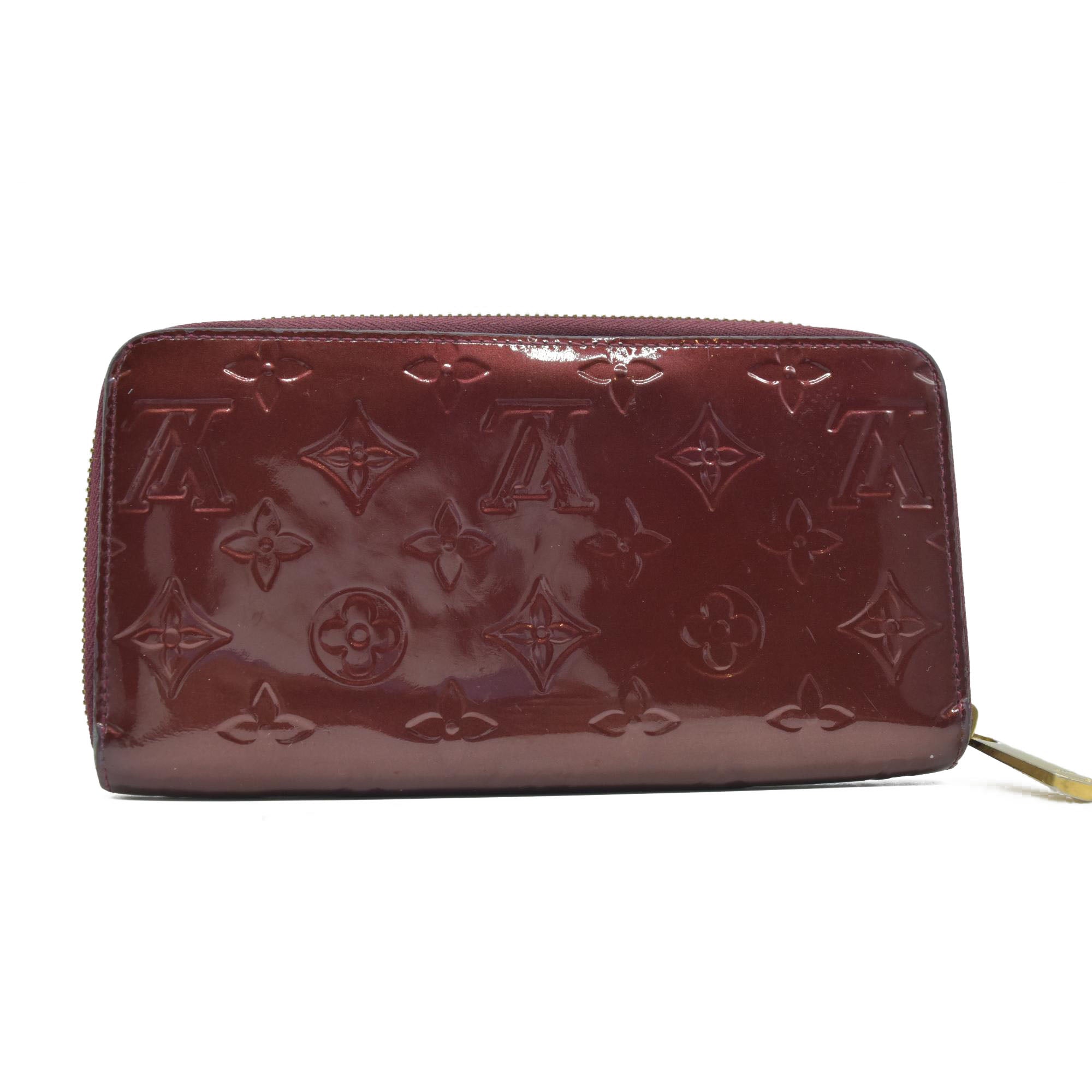 $1060 Louis Vuitton Vernis Zippy Wallet Griotte SD4102 CONSIGNMENT