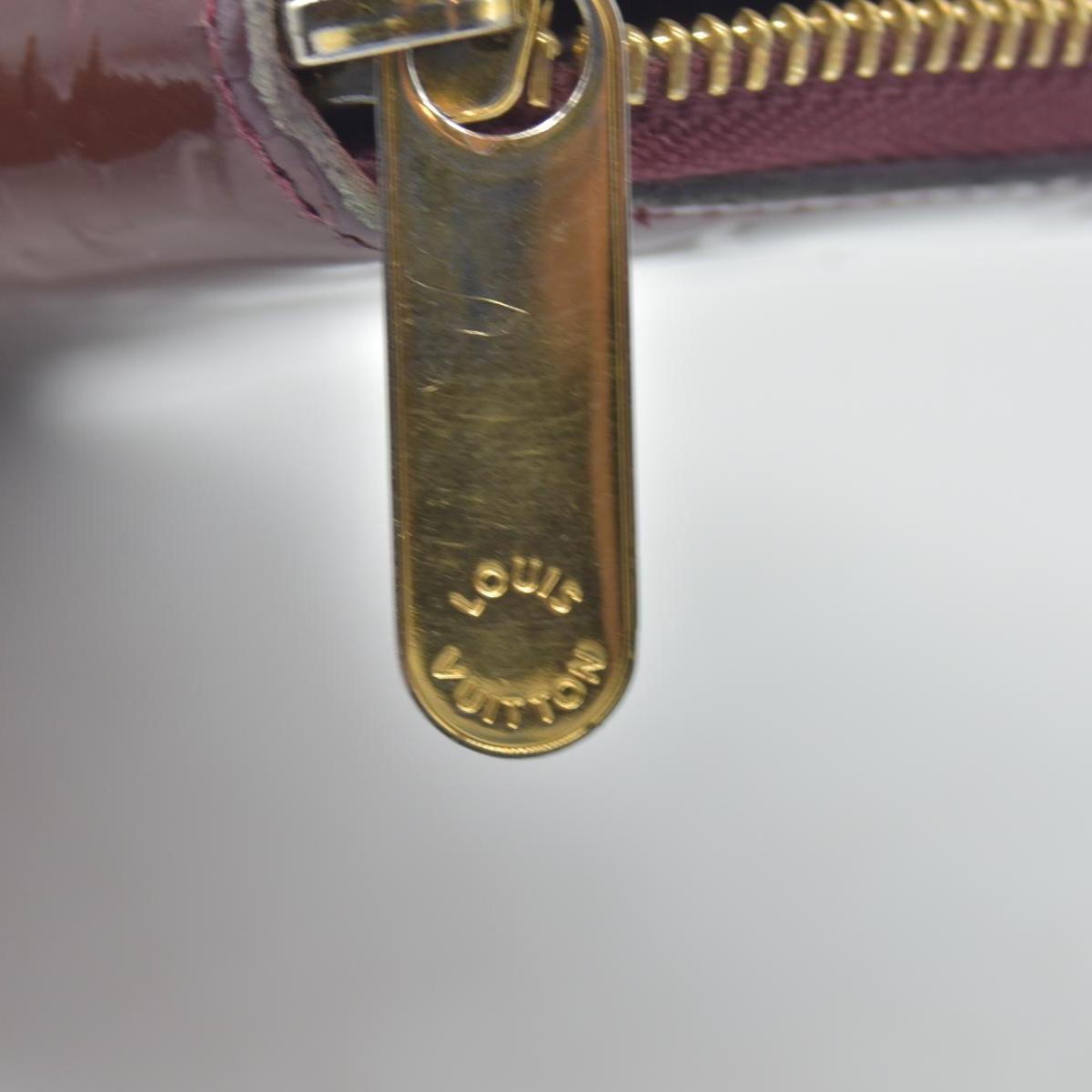 $1060 Louis Vuitton Vernis Zippy Wallet Griotte SD4102 CONSIGNMENT
