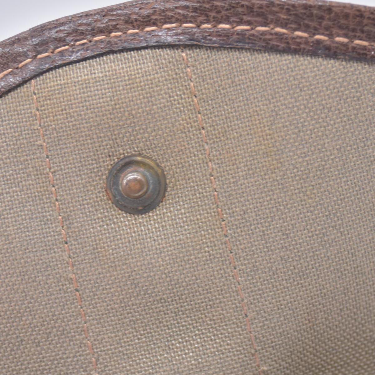 $680 Vintage Gucci Monogram Leather Clutch Bag CONSIGNMENT