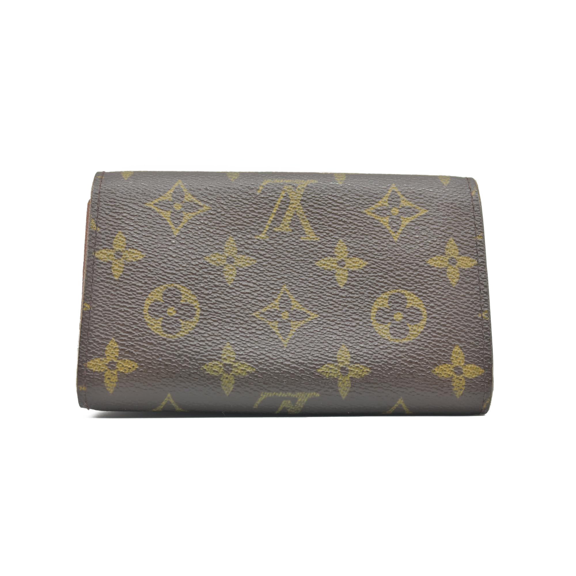 $560 Louis Vuitton Monogram Porte-Monnaie Tresor Wallet CONSIGNMENT CA1015