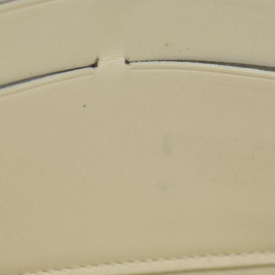 $840 Louis Vuitton Vernis Sarah Wallet Ivory CONSIGNMENT
